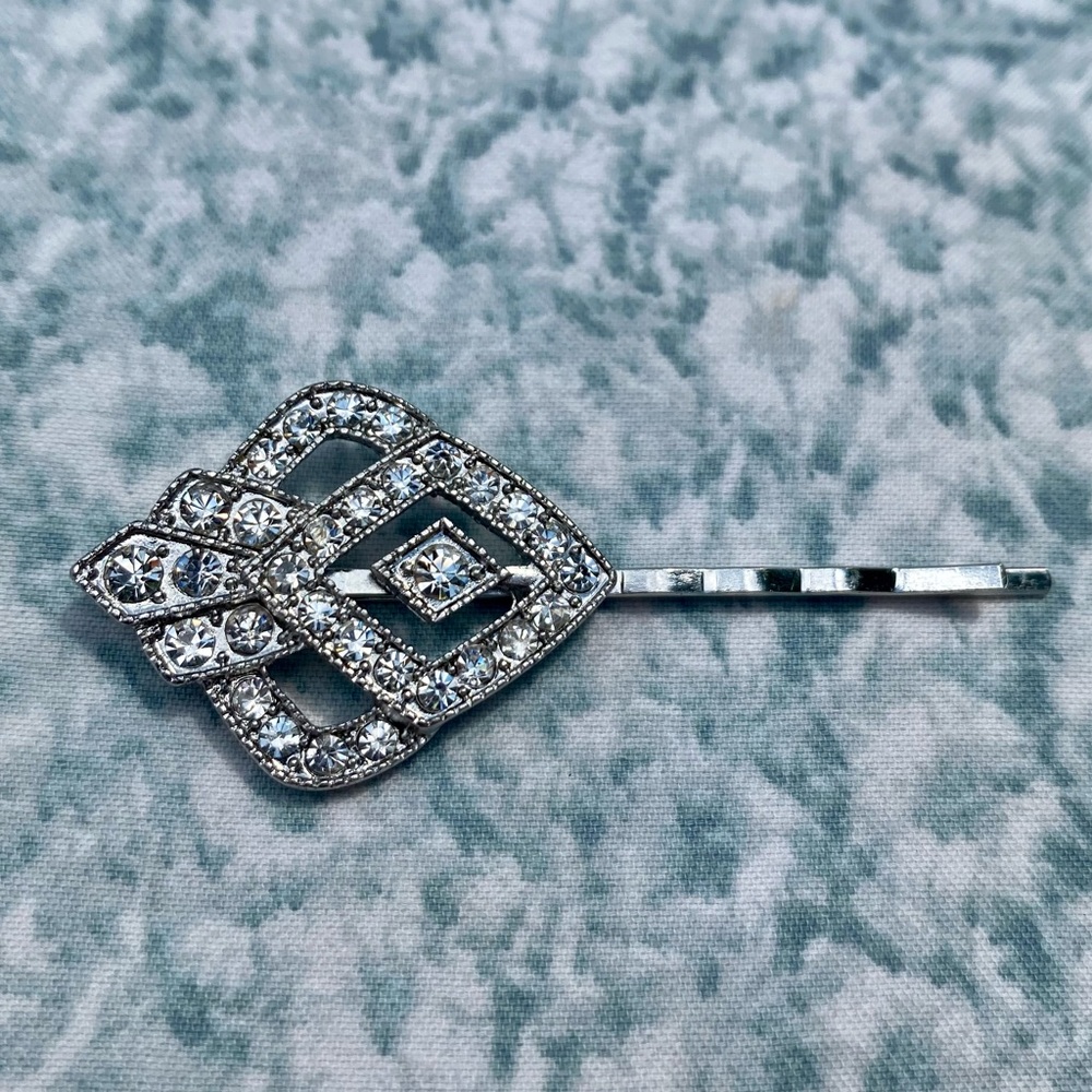 ‼️BOGO SALE‼️ Jeweled Silver Hair Pin